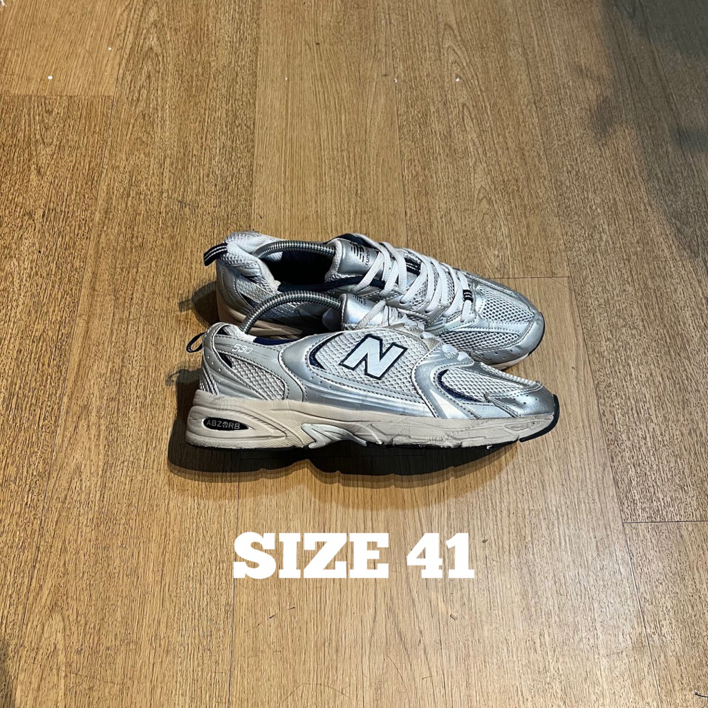SEPATU NB520 SIZE 41