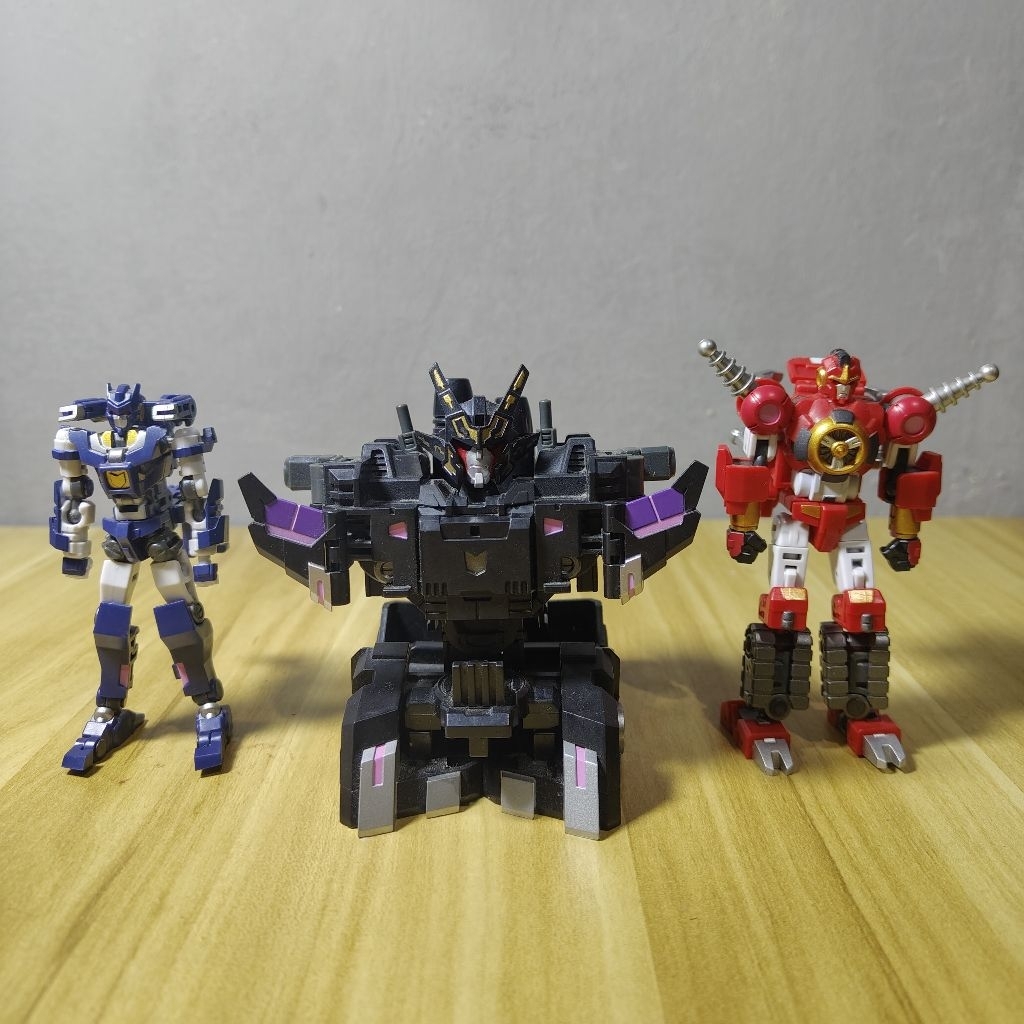 Iron Factory Decepticon Justice Division (DJD) Transformers IDW