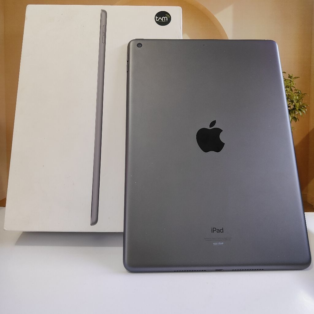 iPad Gen 9 64GB Wifi -only Ex Garansi resmi iBOX
