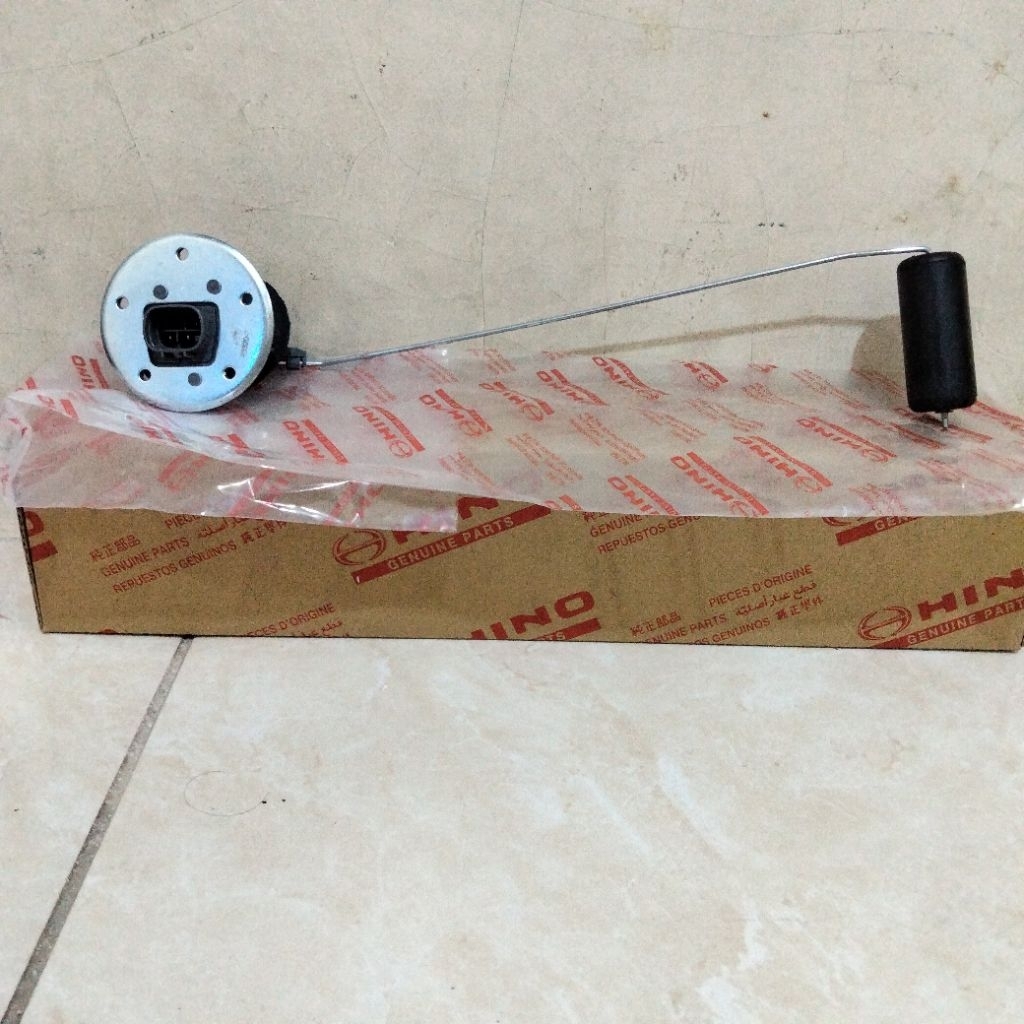 83320-2210 PELAMPUNG SOLAR HINO LOHAN FM260TI FG235TI GAGE ASSY

