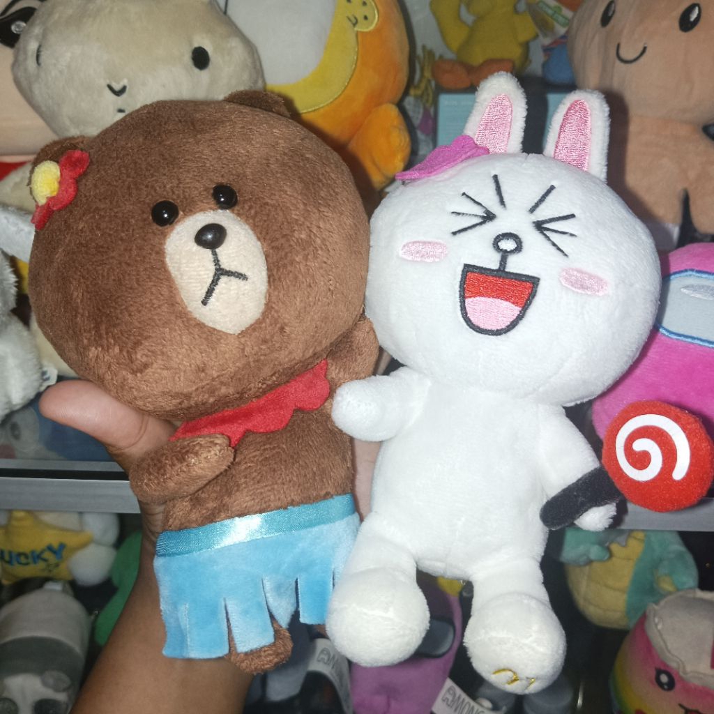 Boneka Brown dan Cony (Sepasang)