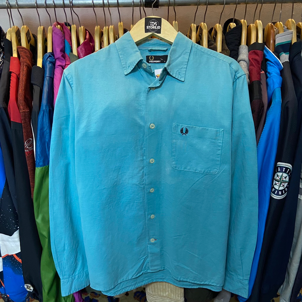 kemeja fred perry