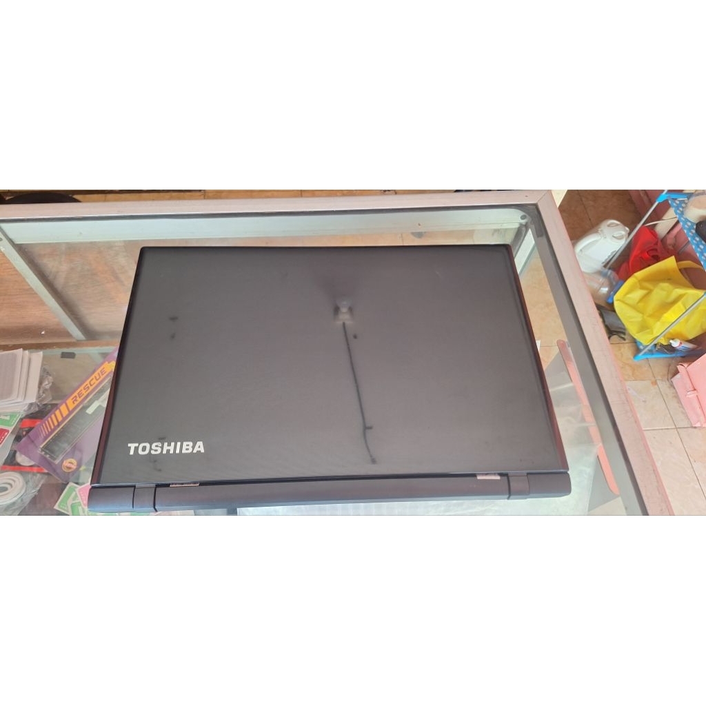 Toshiba Dynabook core i7 15 inc