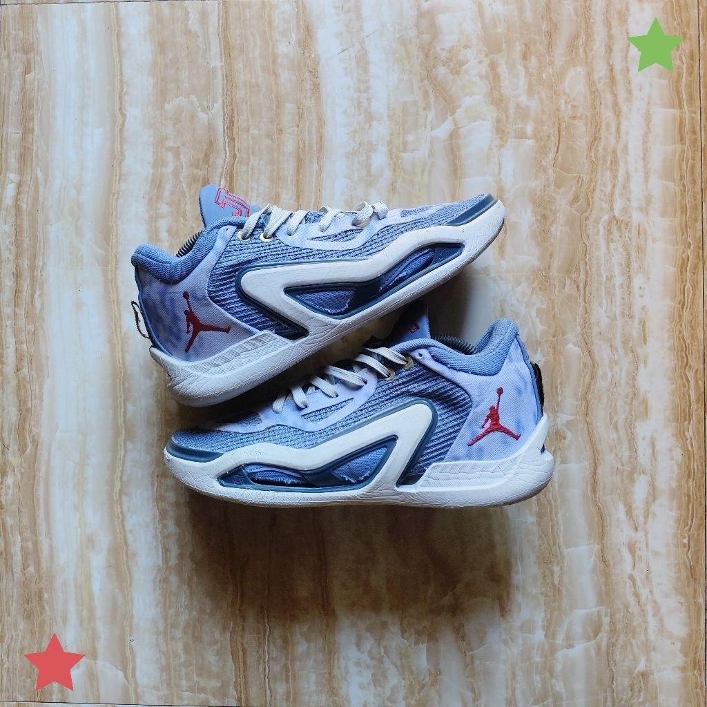 Jordan Tatum 1 size 42