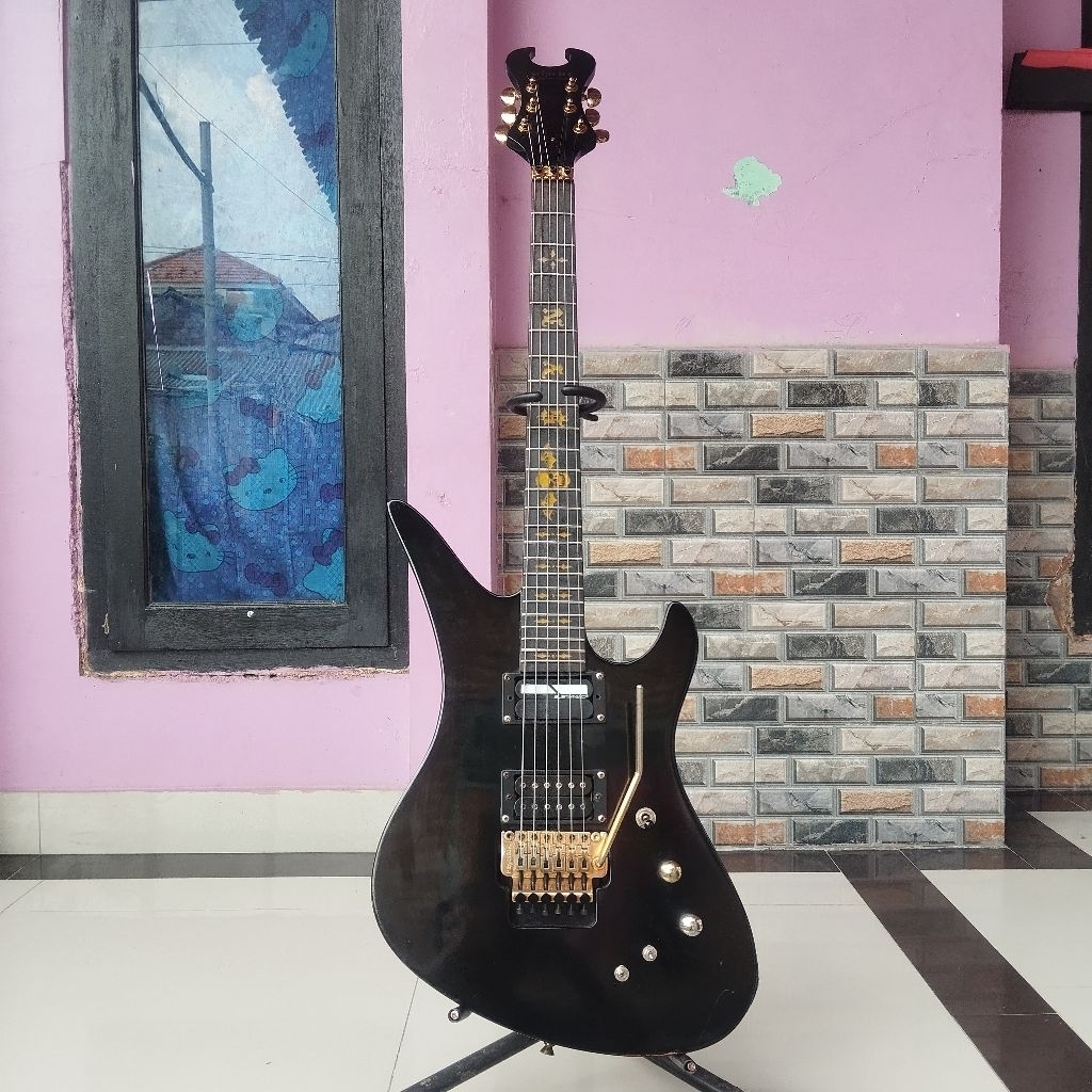 Gitar Listrik Schecter SYN SUSTAINIAC CUSTOM HQ tremolo FLOYD ROSE SPECIAL GOLD