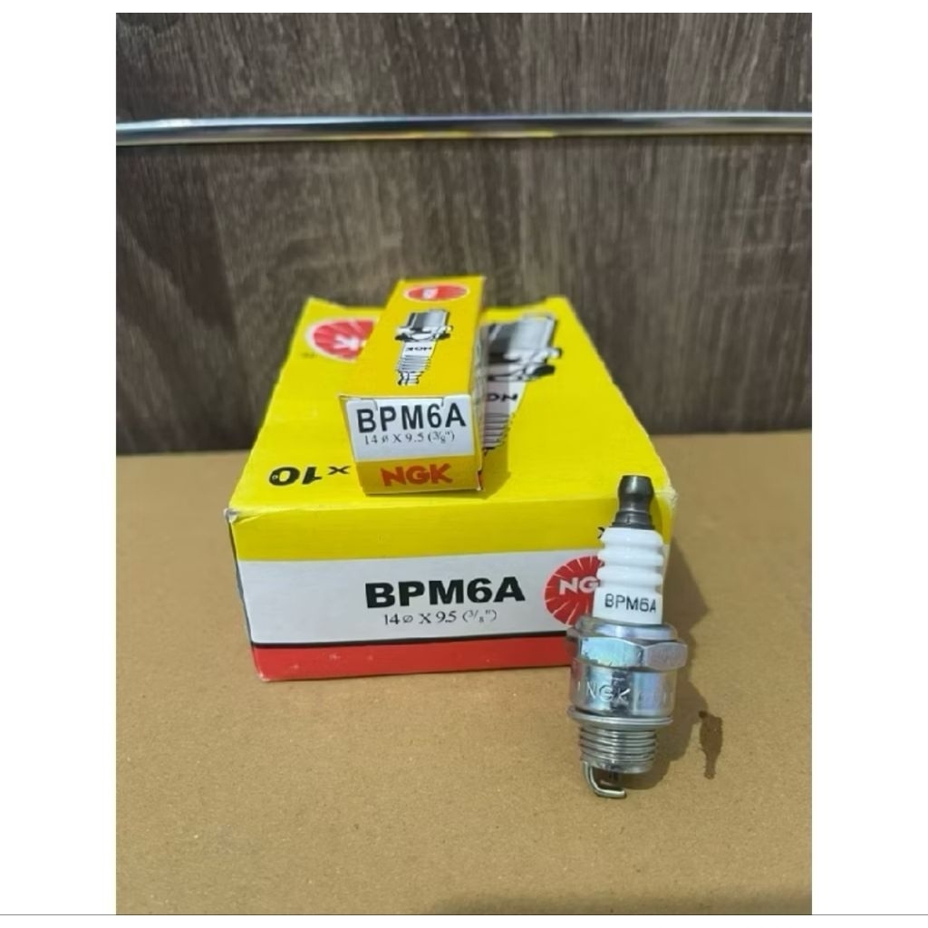 BUSI NGK BPM6A UNTUK MESIN POTONG RUMPUT/SINGSO