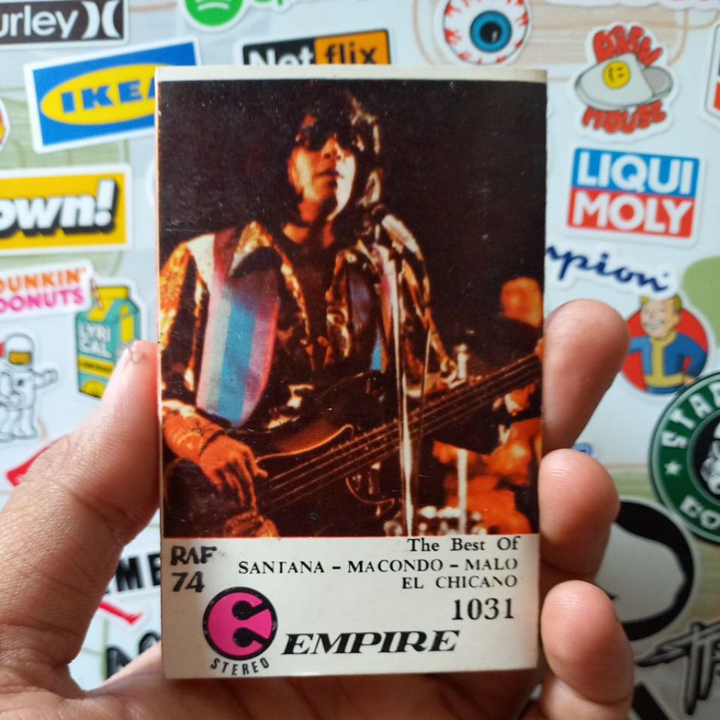 Kaset Pita Kompilasi Santana - Macondo - El Chicano