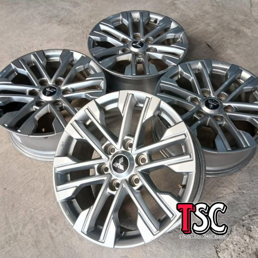 VELG COPOTAN PAJERO OXFORD R18X7,5 ORIGINAL MITSUBISHI PAJERO SILVER