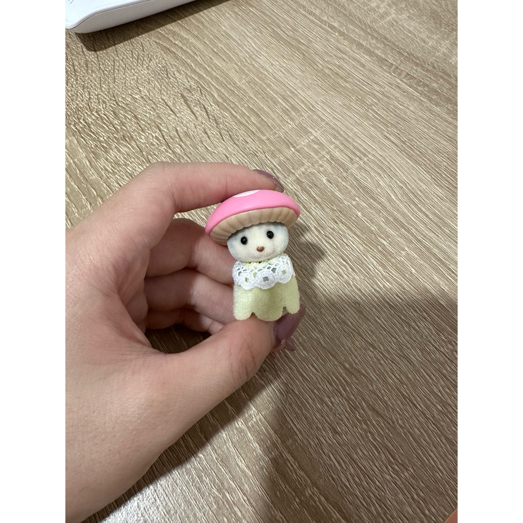 Sylvanian Husky Mushroom Blooming baby