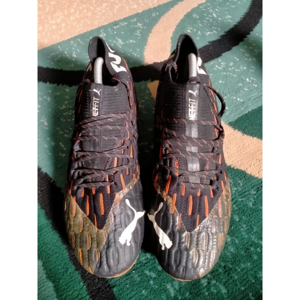 SEPATU BOLA PUMA NO 43 SECOND BEKAS ORIGINAL