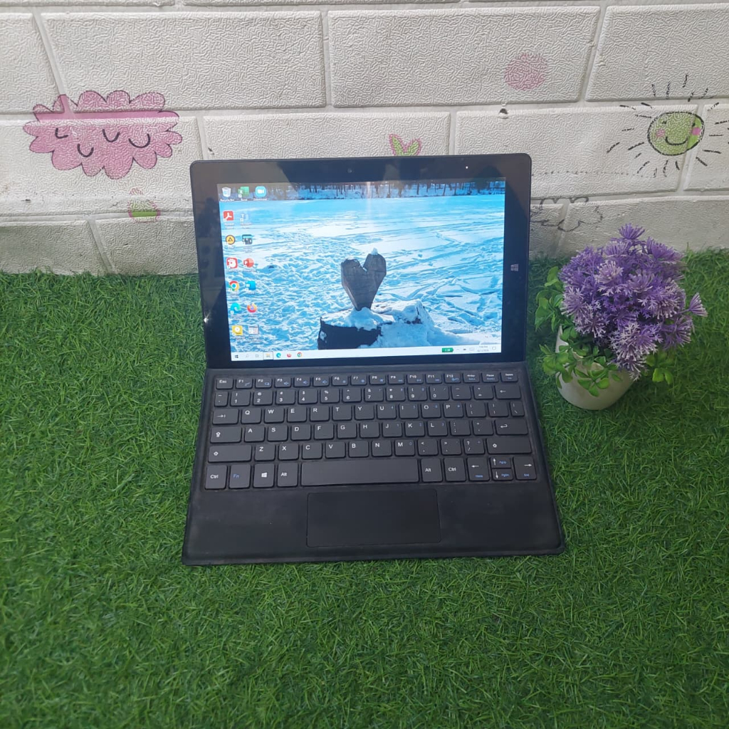 AXIOO MYBOOK GO 10 TOUCHSCREEEN SEMI-TABLET INTEL CELERON N3350 RAM 4GB EMMC 64GB