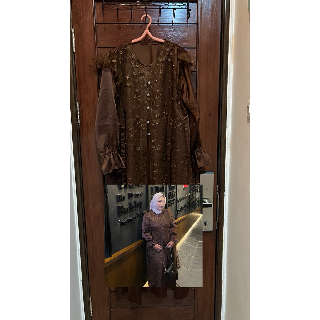 dress mahogany