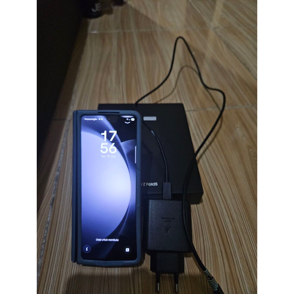 Samsung Z Fold 5