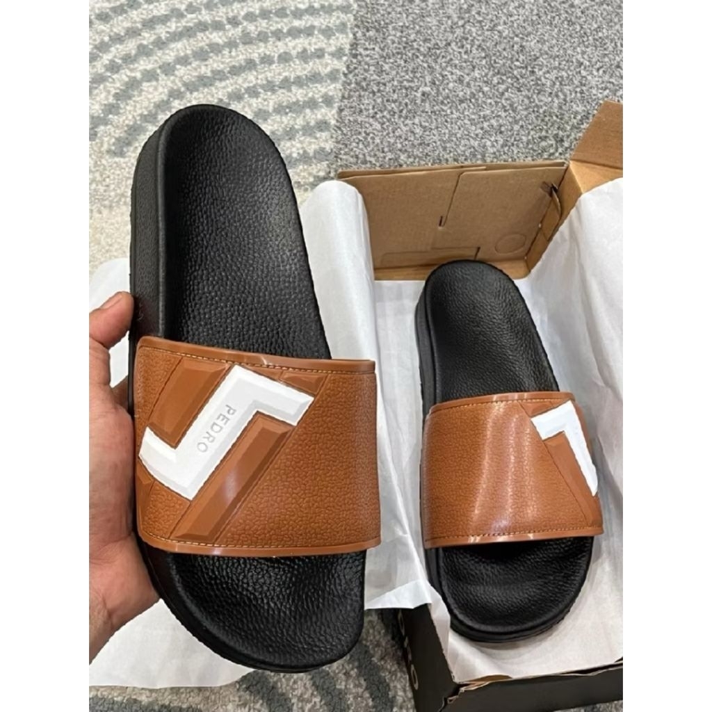 Sendal Slip Pria Pedro Free Books Ukuran 39-44