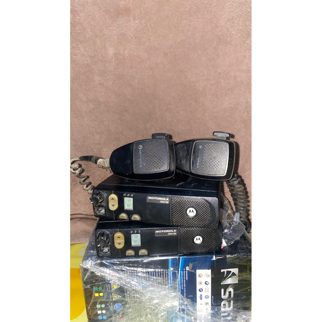 Radio Rig Motorola GM 3188 VHF