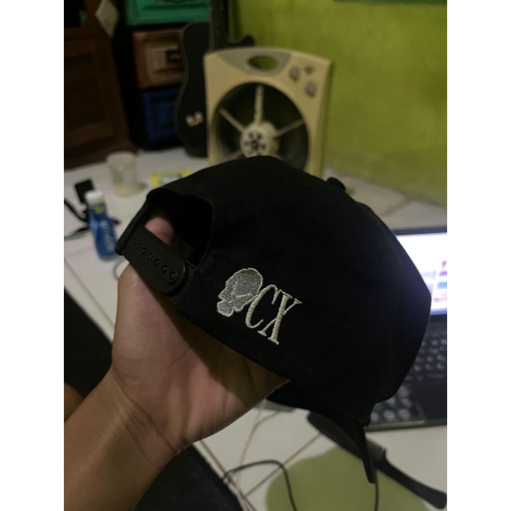 topi conflict-X