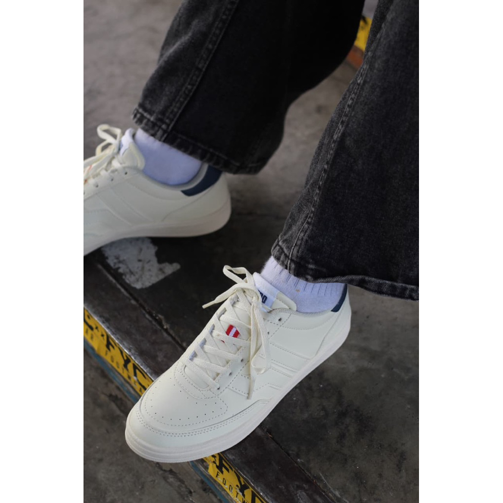 PIERO COURT DERBY MEN