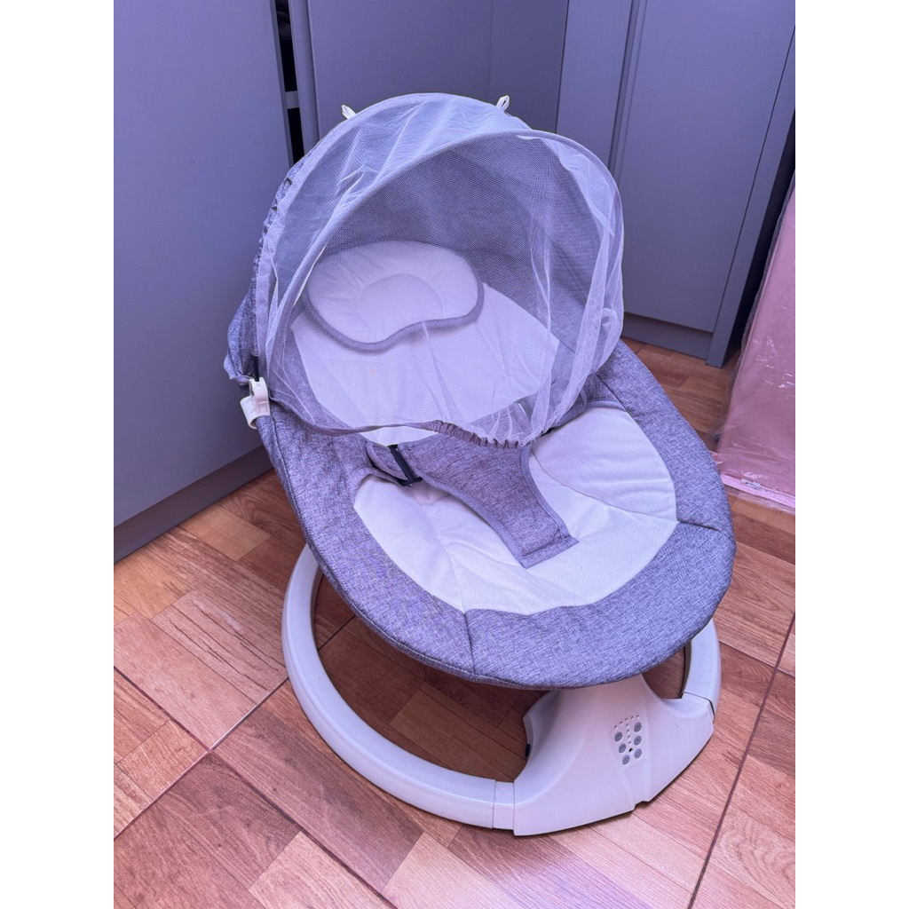 PRELOVED - BABY BOUNCER