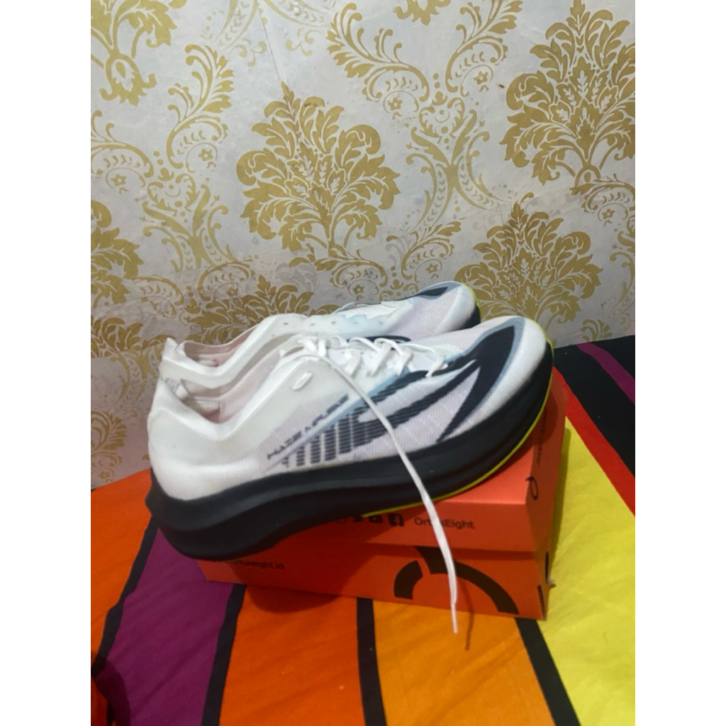 sepatu runing nineteen 910 haze 3