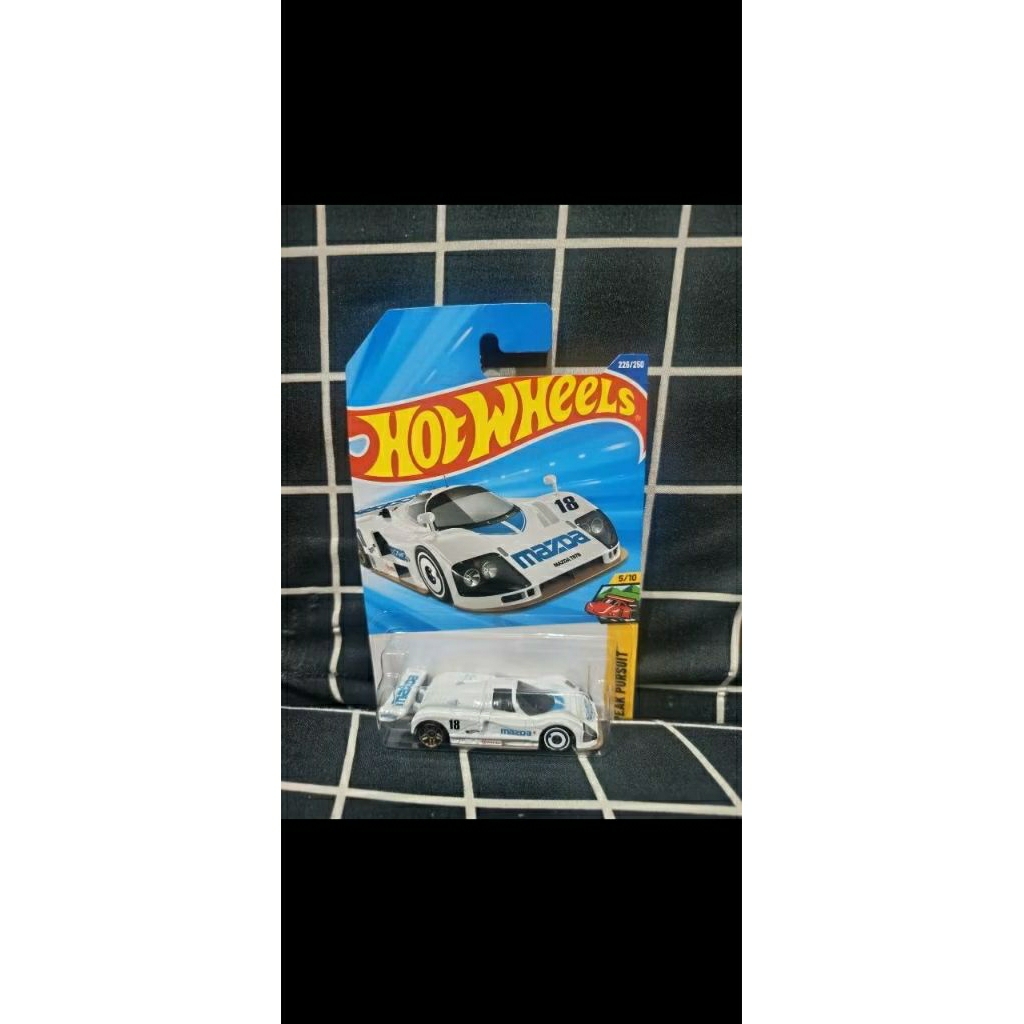 Hotwheels Mazda 787B putih