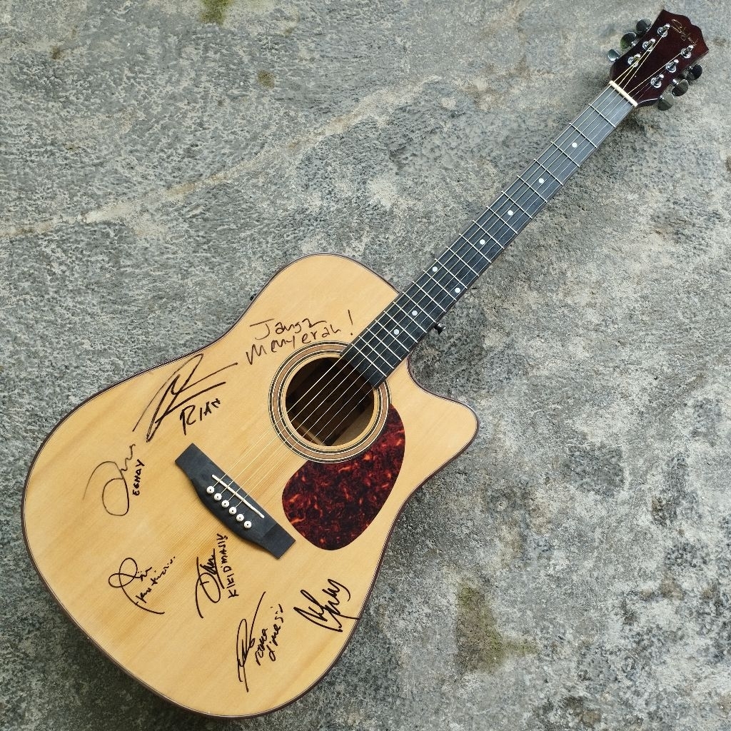 GITAR AKUSTIK ELEKTRIK ORIGINAL SKYLARK MAG 550 CN SECOND MURAH