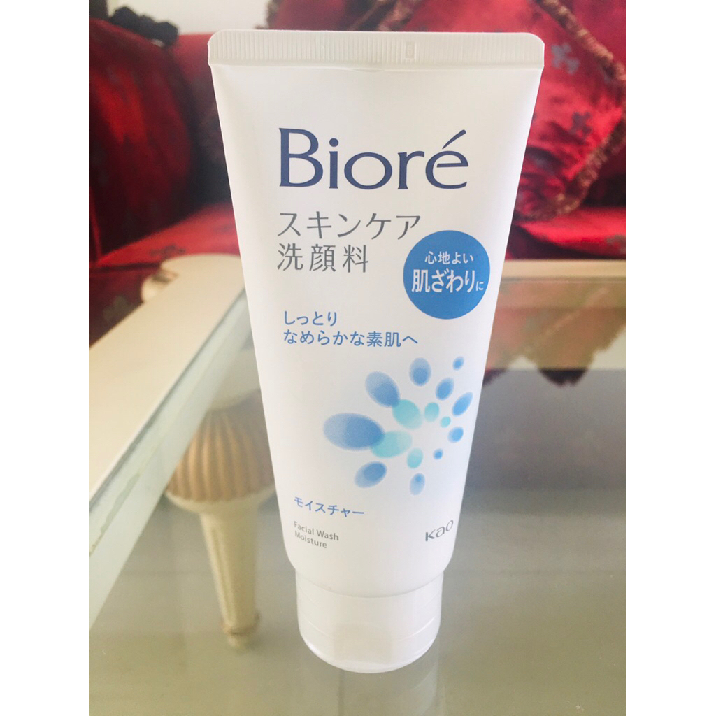 face wash ( sabun cuci muka) Biore