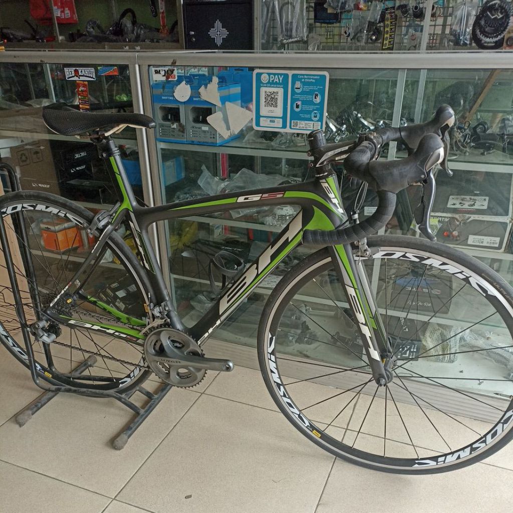 sepeda balap roadbike carbon BH bicycle