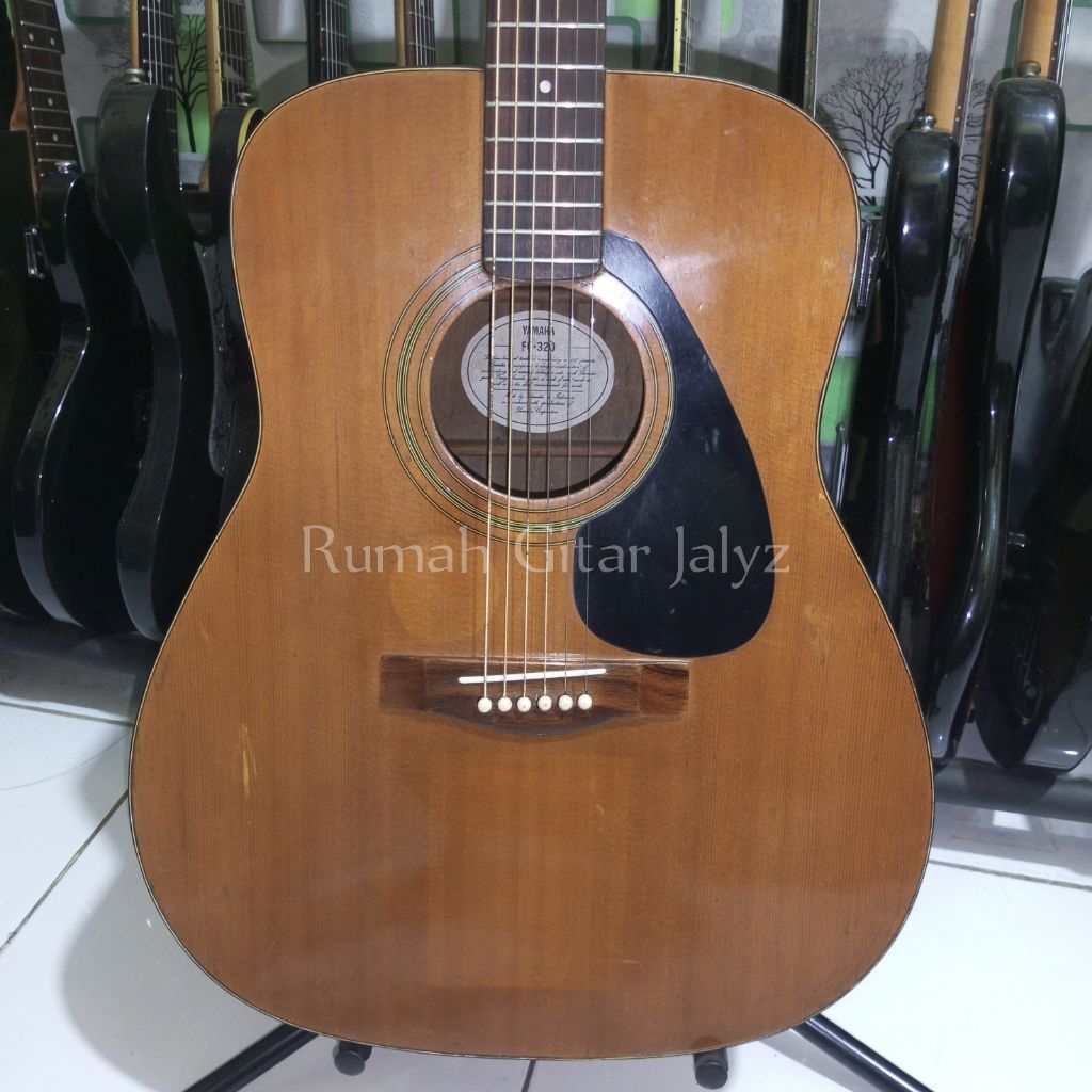 Yamaha FG 320 original vintage