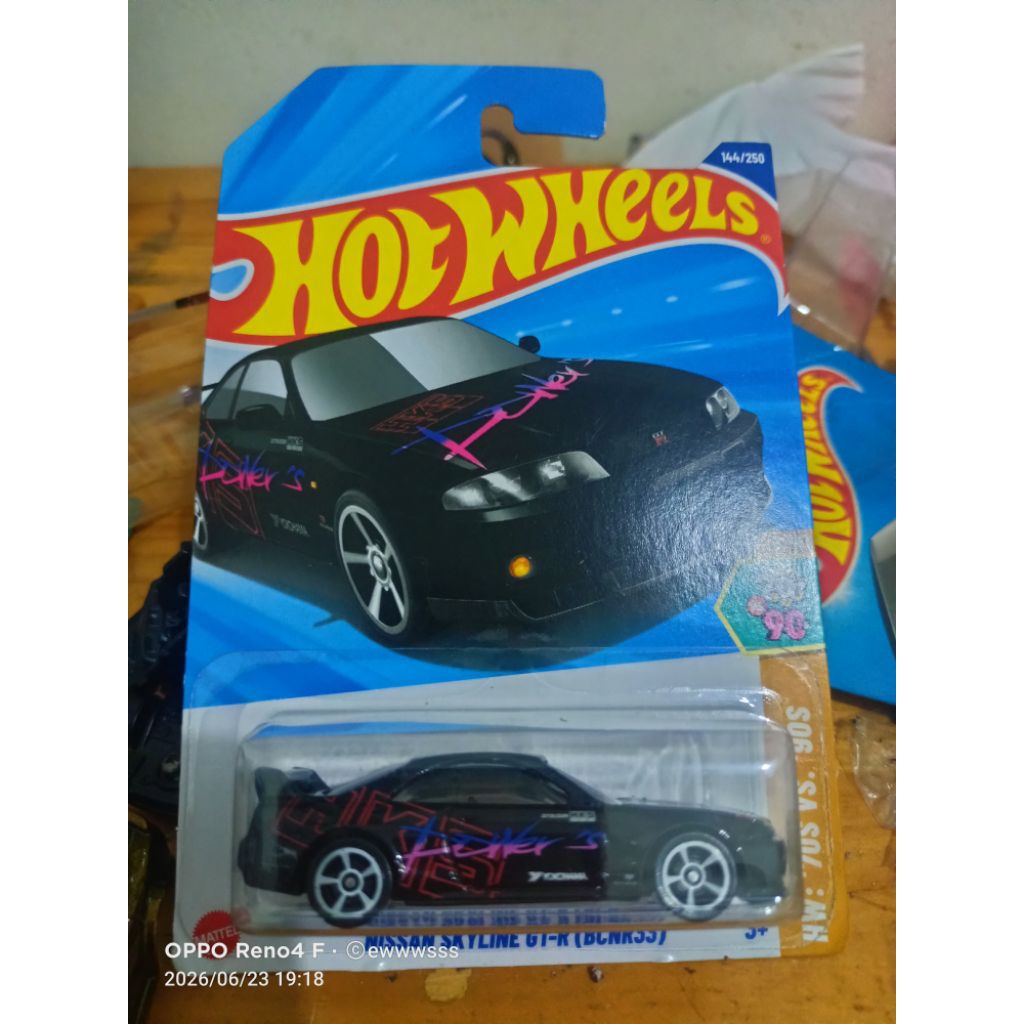 HOTWHEELS NISSAN  SKYLINE R33