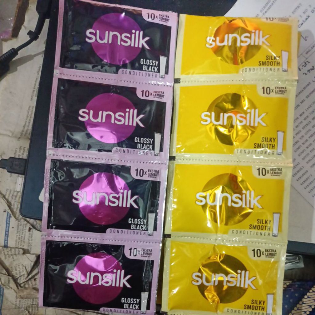 Sunsilk Conditioner Kuning / Hitam 9ml 1 Renceng isi 12 sachet