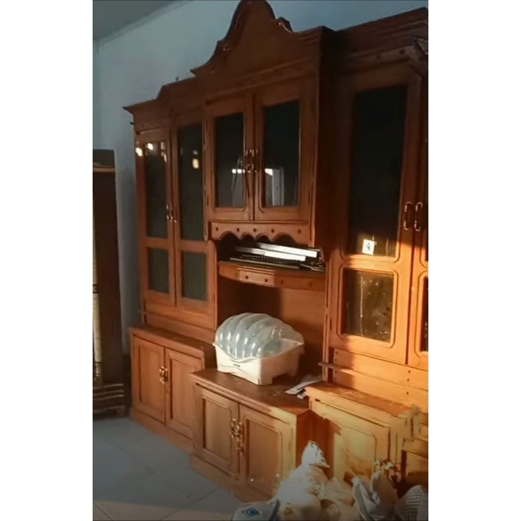 bufet lemari kayu jati asli
