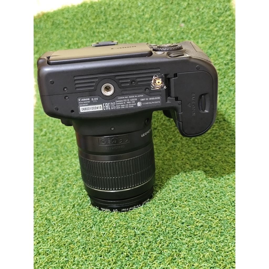 Canon dslr 80d lensa kit