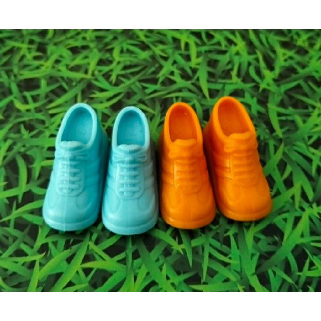sepatu boneka KEN merek BARBIE ORIGINAL