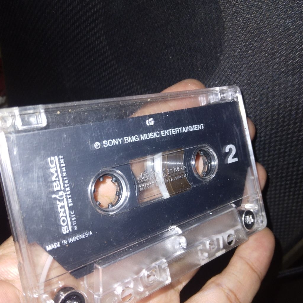 Kaset Vagetoz Kuatkan Aku tanpa cover