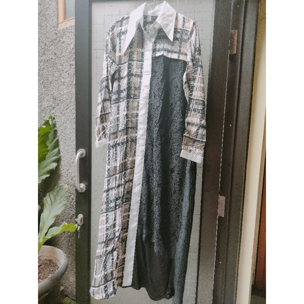 DFR cloth preloved size M hitam