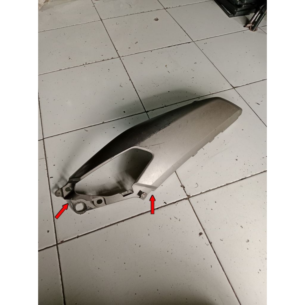 body belakang kiri NMax old bekas original