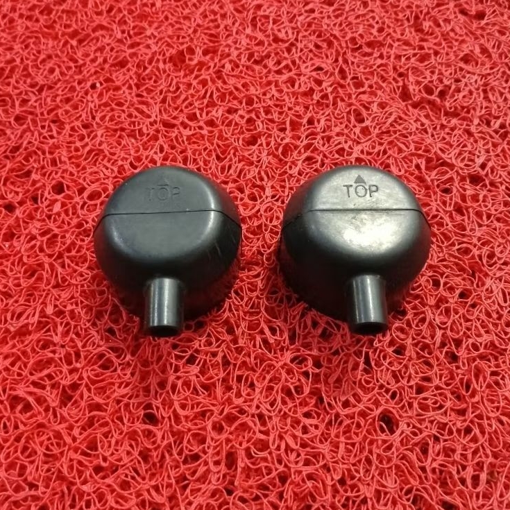 Karet dudukan kabel rumah bendik spidometer motor-mobil merk Stanly produk seperti di gambar. 1pcs
