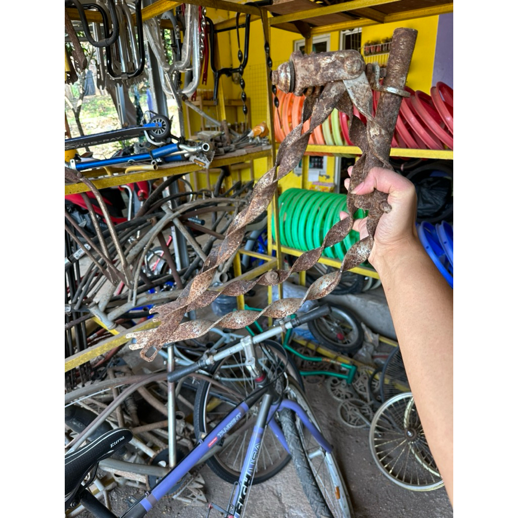 FORK SPRINGER LOWRIDER FULL FLAT TWIST BEKAS RAZORCOMB CYCLES