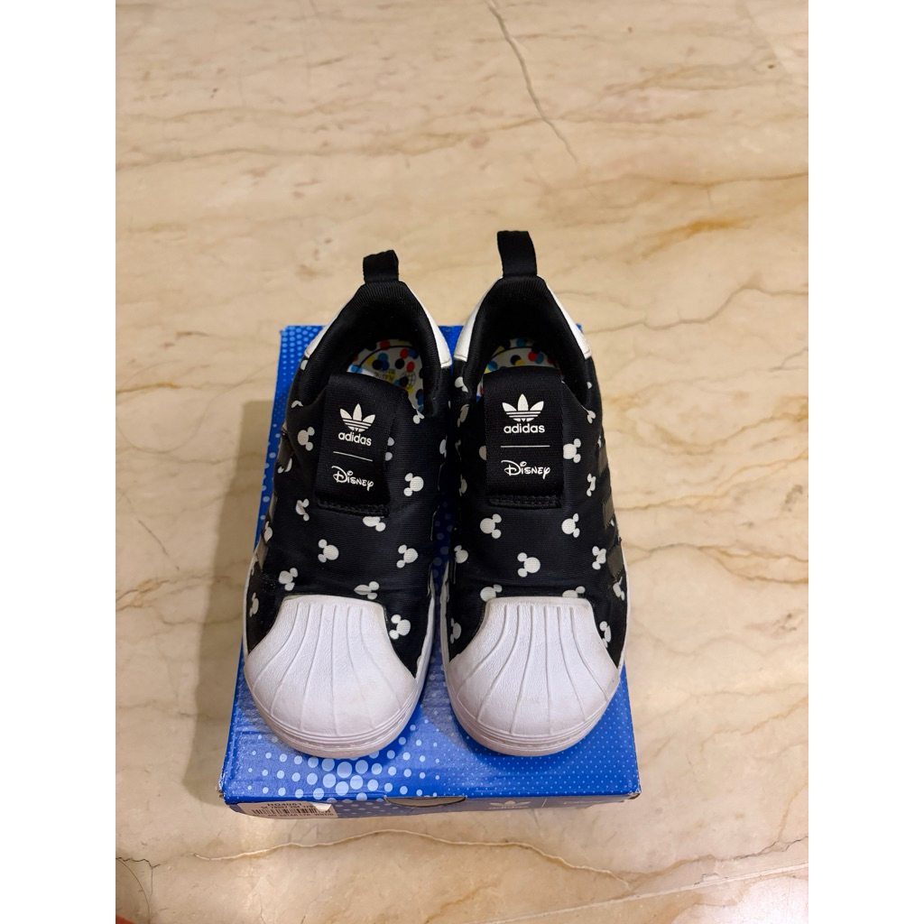 Preloved adidas kids superstar