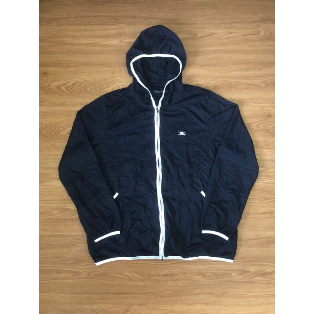 Jacket Olahraga Burberry