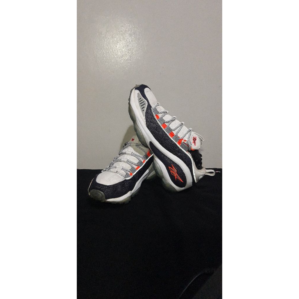 Jual sepatu running Reebok DMX Run 10 'Blue' warna mix biru size 39 insole 25  cm preloved/seken/sec