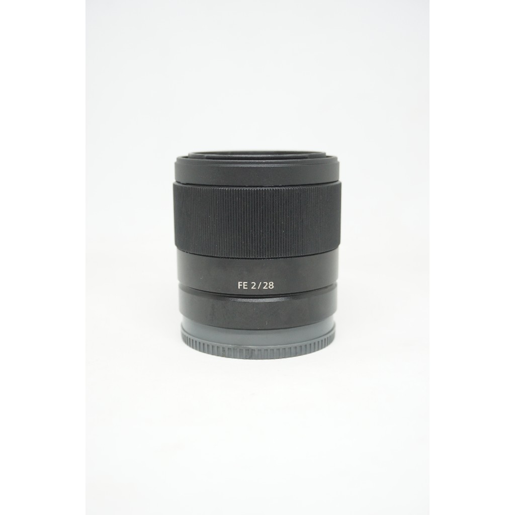 Lensa SONY FE 28mm F2 Full Frame