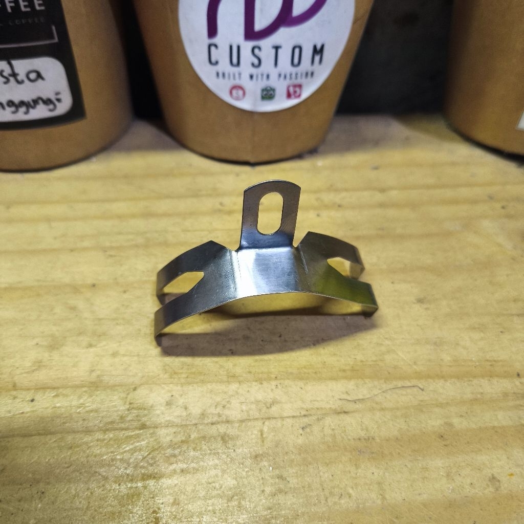 Penjepit Spakbor Sepeda / Fender Bridge Clip / Klem Kupu-kupu