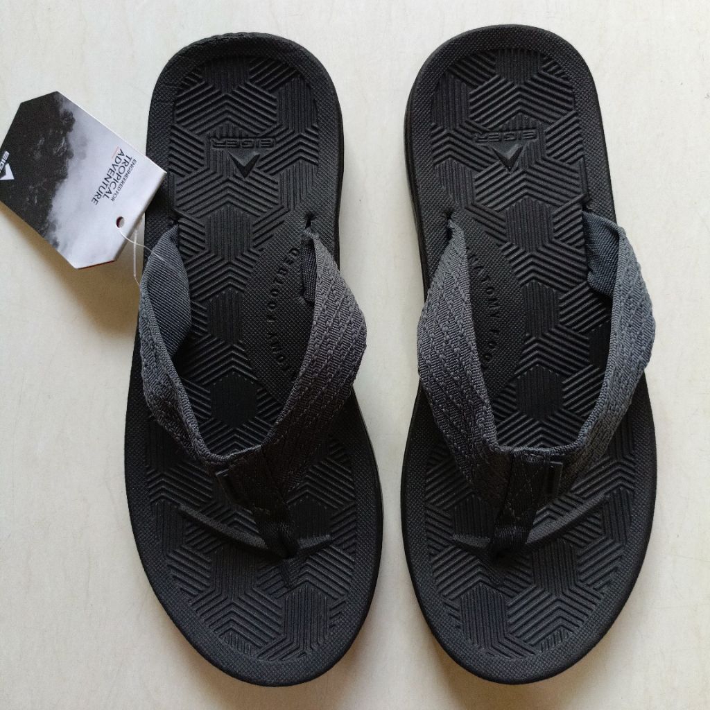 Bhardev Pinch 42 Black