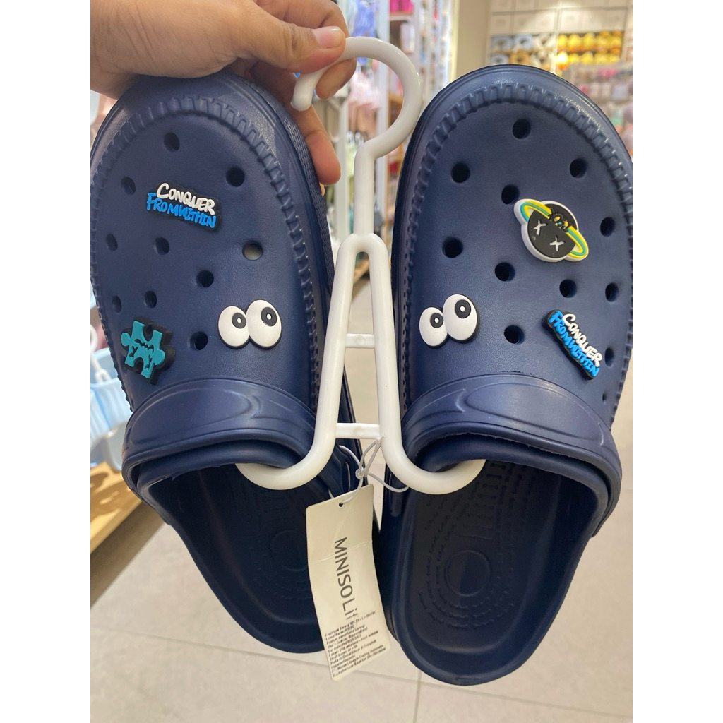 Miniso Sandal Pria Slippers Clogs Men’s Cushion Slippers (Navy 44-45)
