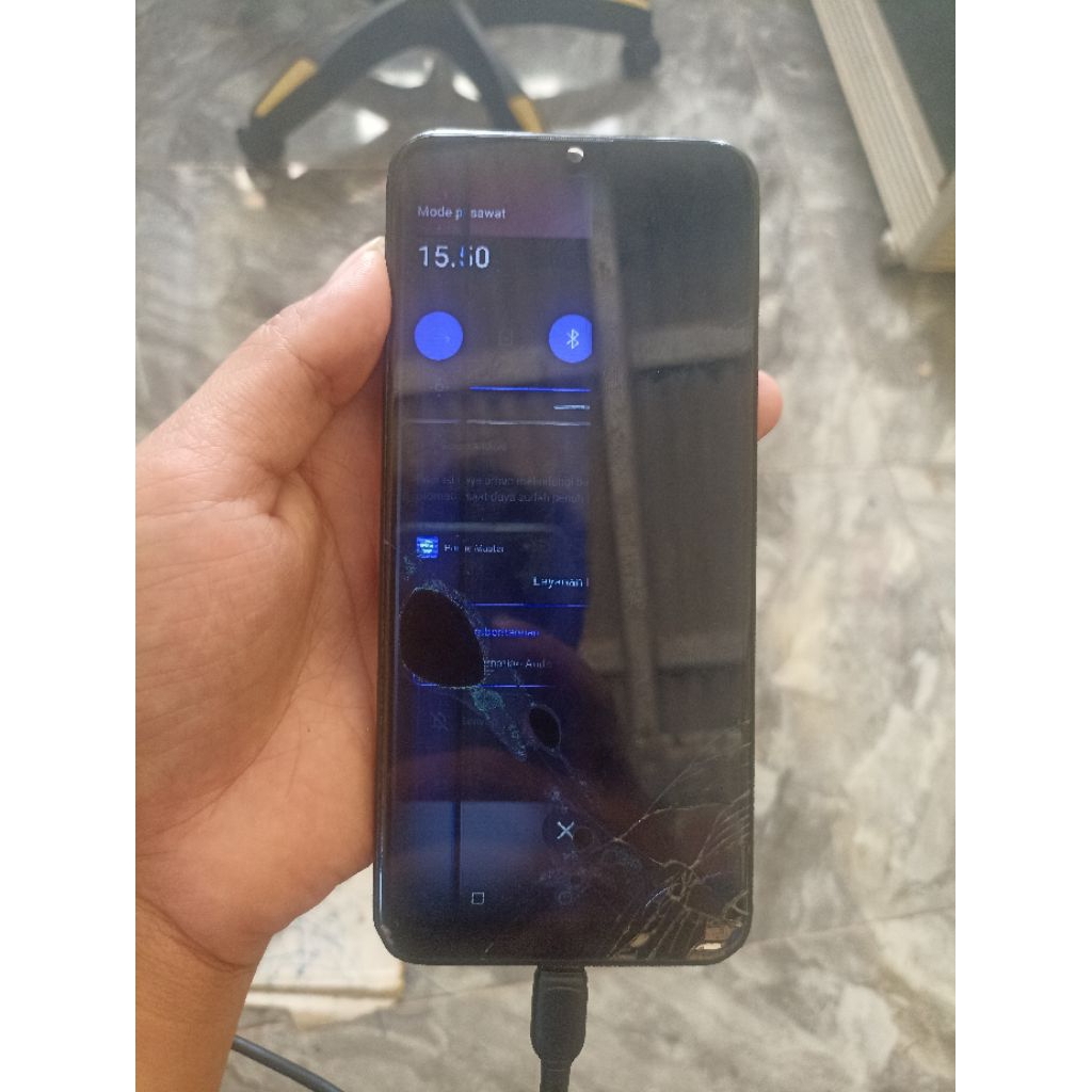 itel rusak lcd batre