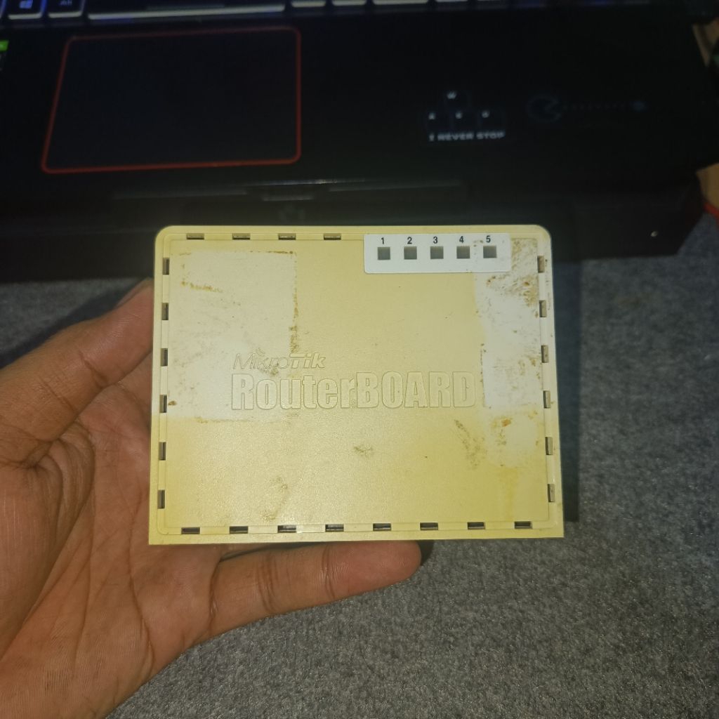 mikrotik rb750 second