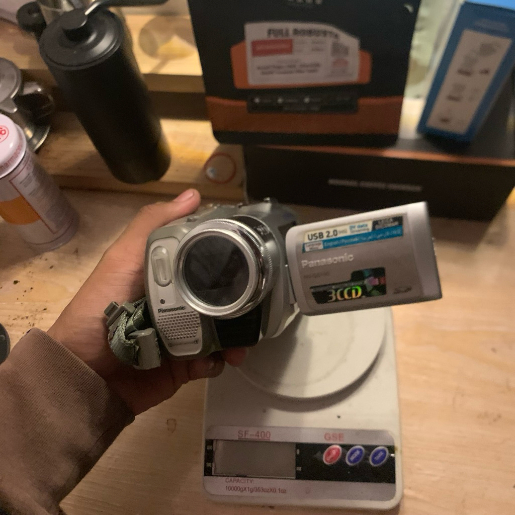 Panasonic NV-GS150 3CCD MiniDV Handycam