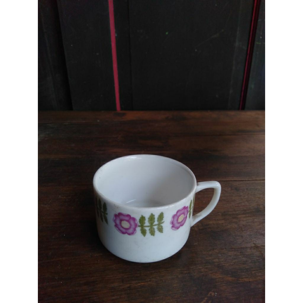 gelas antik