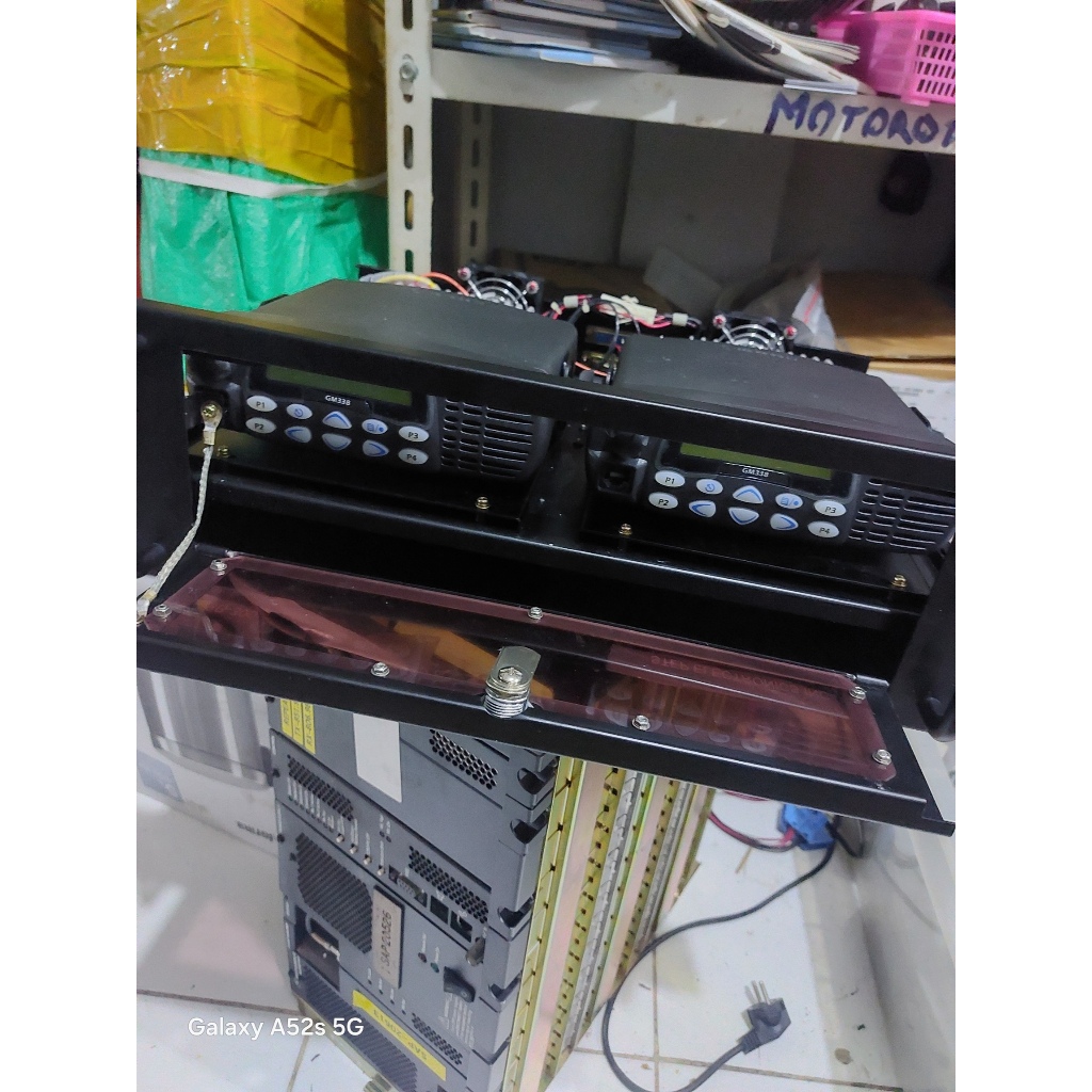Repeater Rakitan Motorola Gm338 Uhf Repiter Motorola Gm 338 Uhf Baru Unit Repiter Motorola UHF 400 M